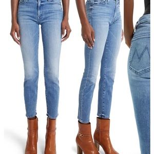 Mother “Looker” ankle skinny jeans.